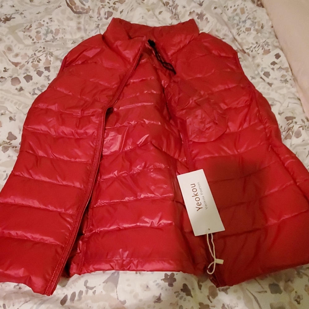 NWT red lightweight vest